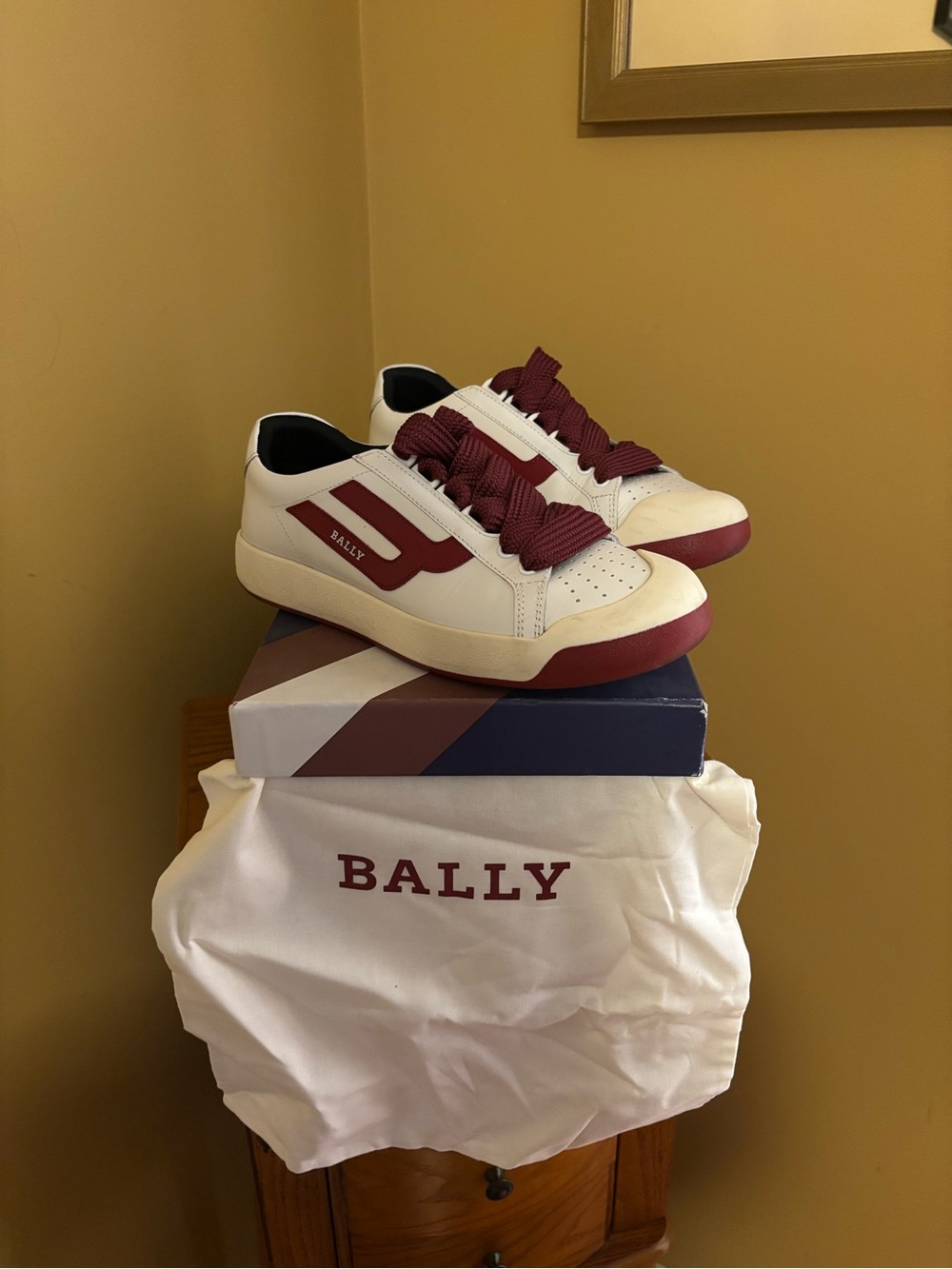 Bally Men’s White Sneakers with Burgundy Accents - Picture 12 of 12